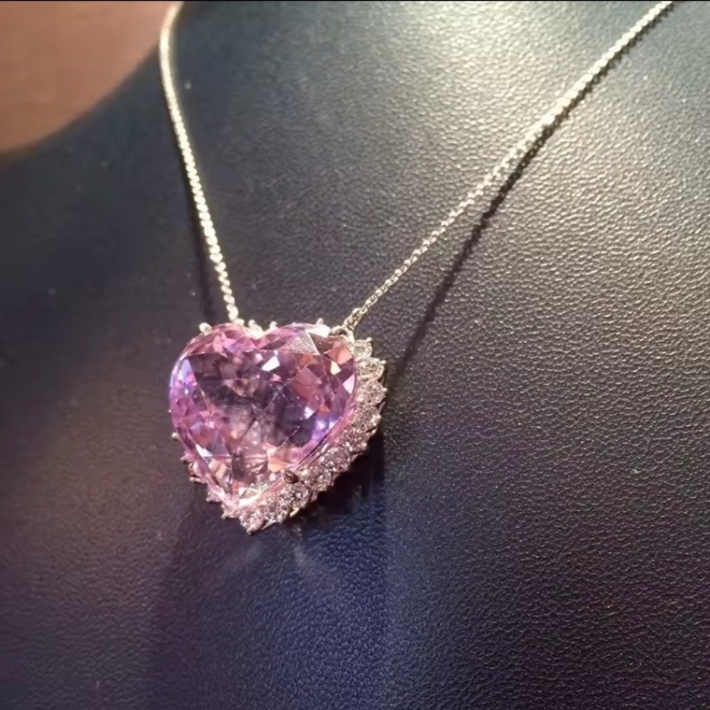 Heart-Shaped Pink Crystal Pendant Necklace - Women's Jewelry